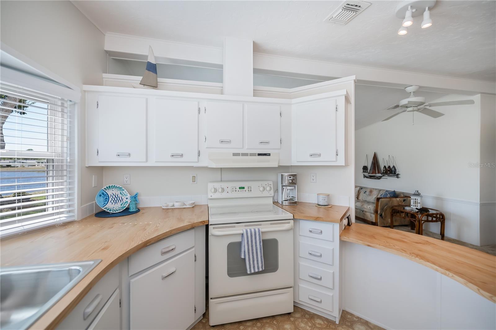 TANGERINE WOODS - Residential