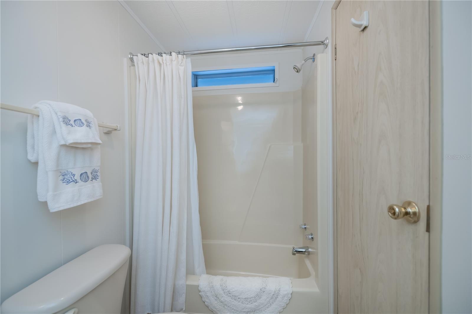 TANGERINE WOODS - Residential