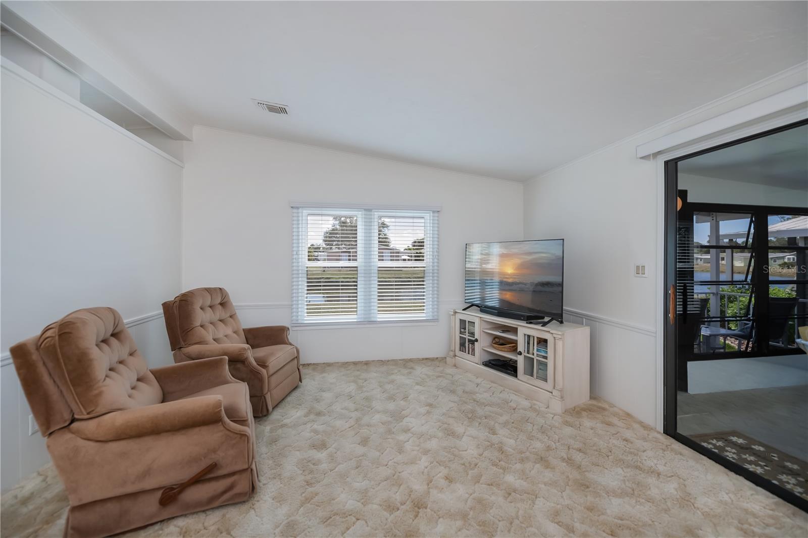 TANGERINE WOODS - Residential