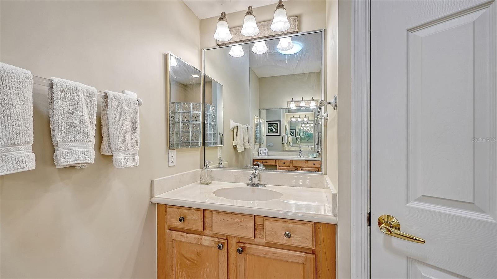 AVALON AT THE VILLAGES OF PALM-AIRE 2 - Residential