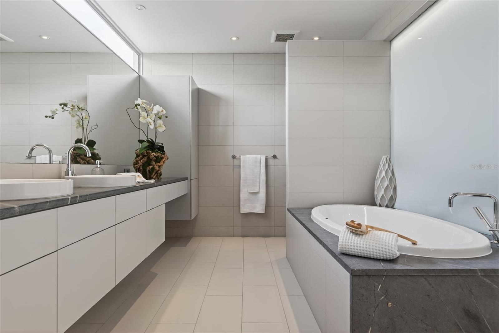 WHITAKERS - Residential