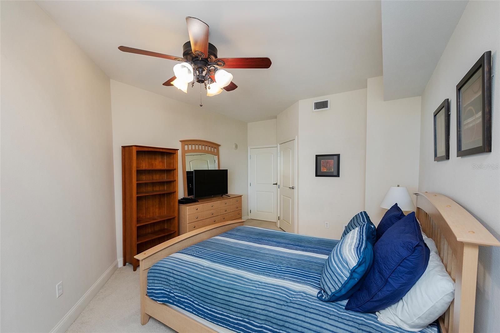 OCEAN VILLAS CONCOMINIUM - Residential