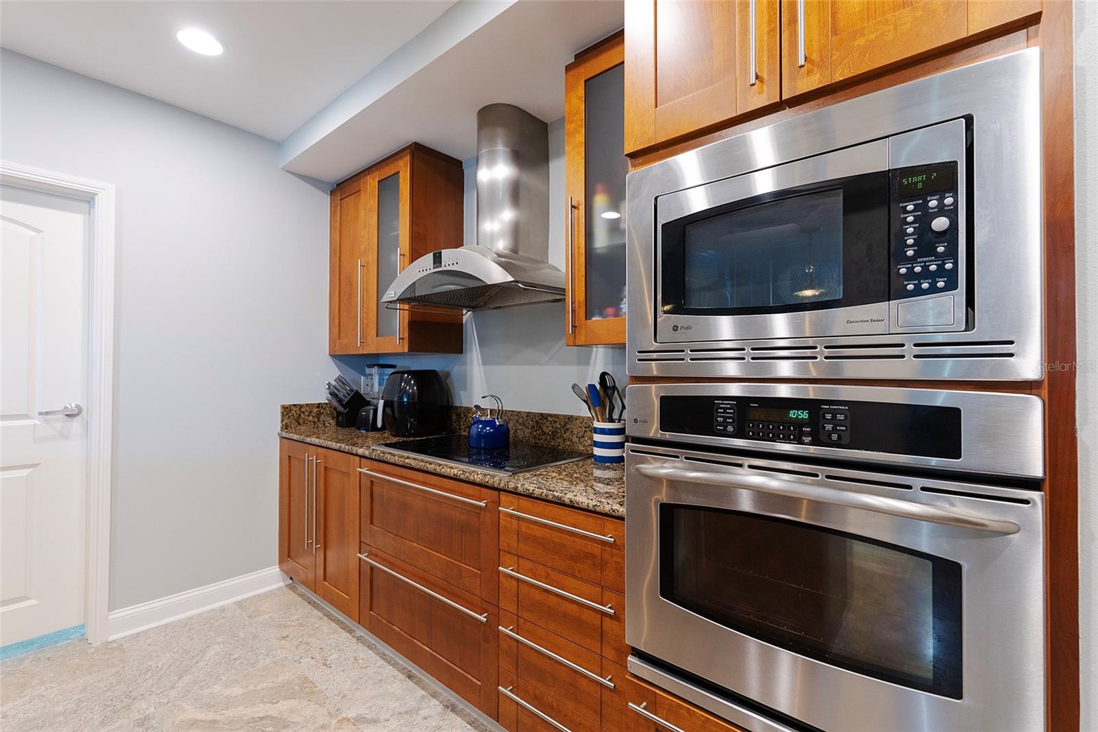 OCEAN VILLAS CONCOMINIUM - Residential