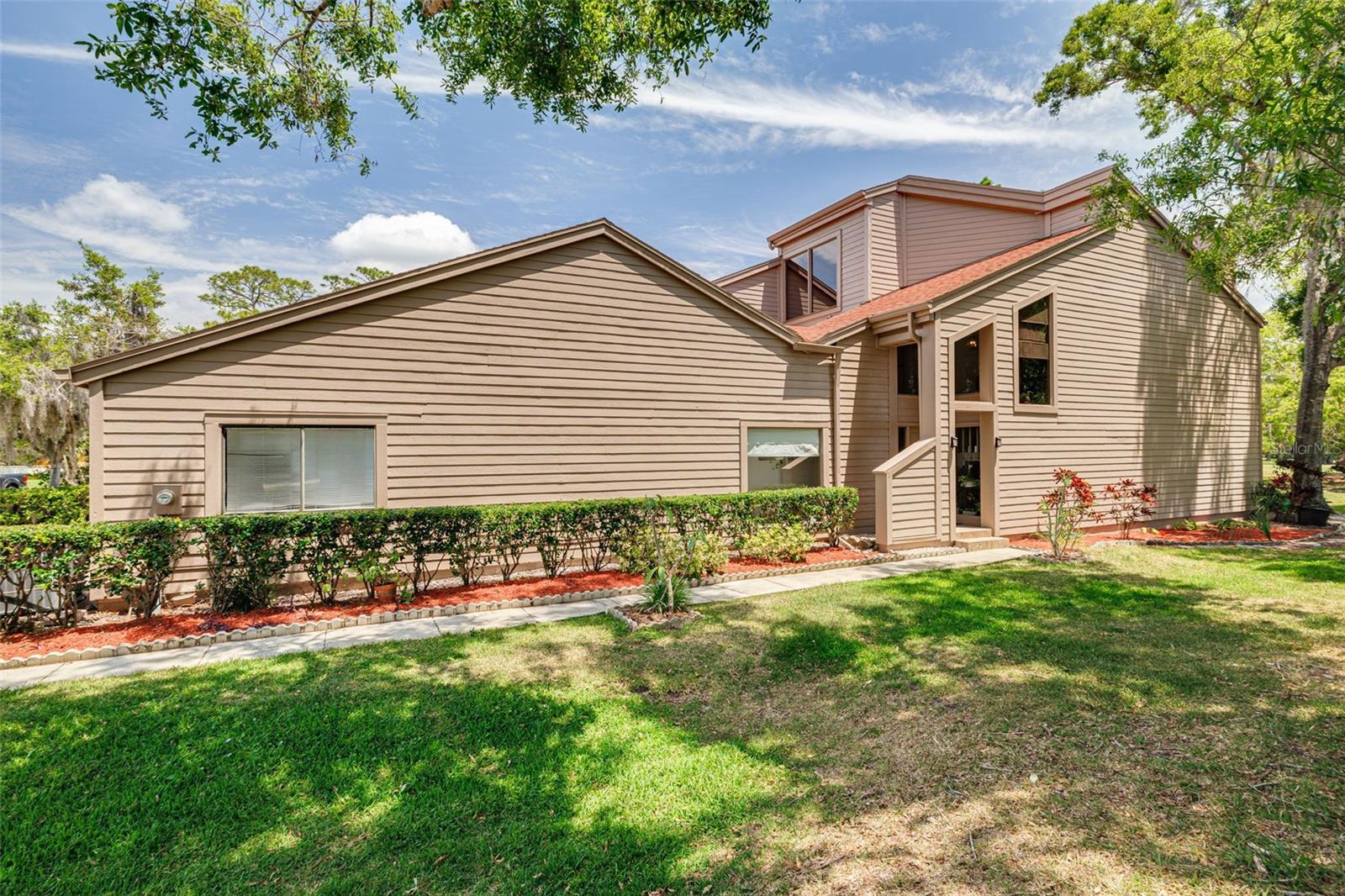 60 WOODRIDGE CIRCLE