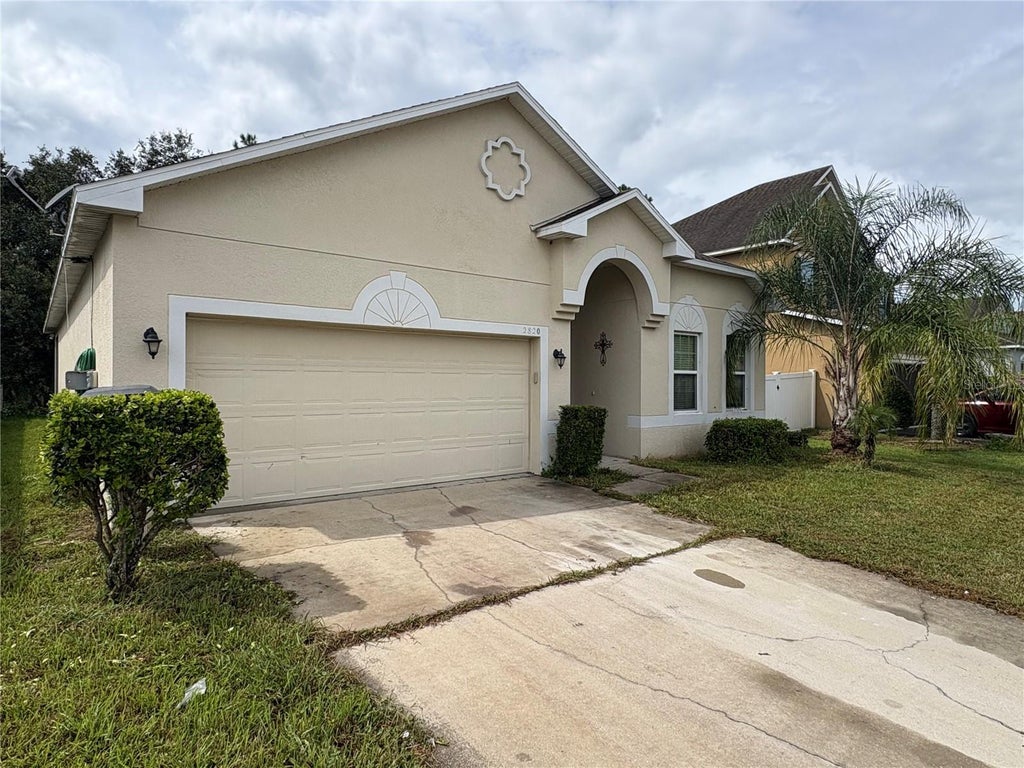 Photo of 2820 Moonstone Bend, Kissimmee, FL 34758 (MLS # S5158870)