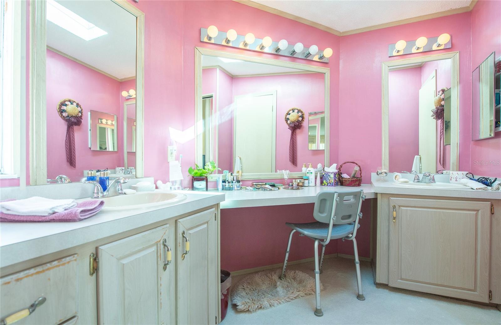 GULL-AIRE VILLAGE - Residential