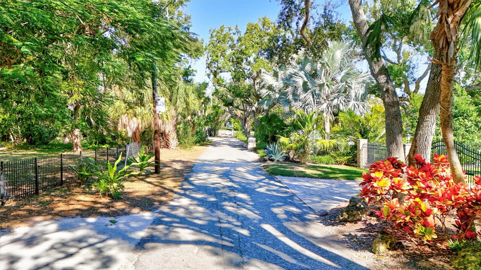 71ST STREET NW, BRADENTON, FL, 34209 2 71ST STREET NW