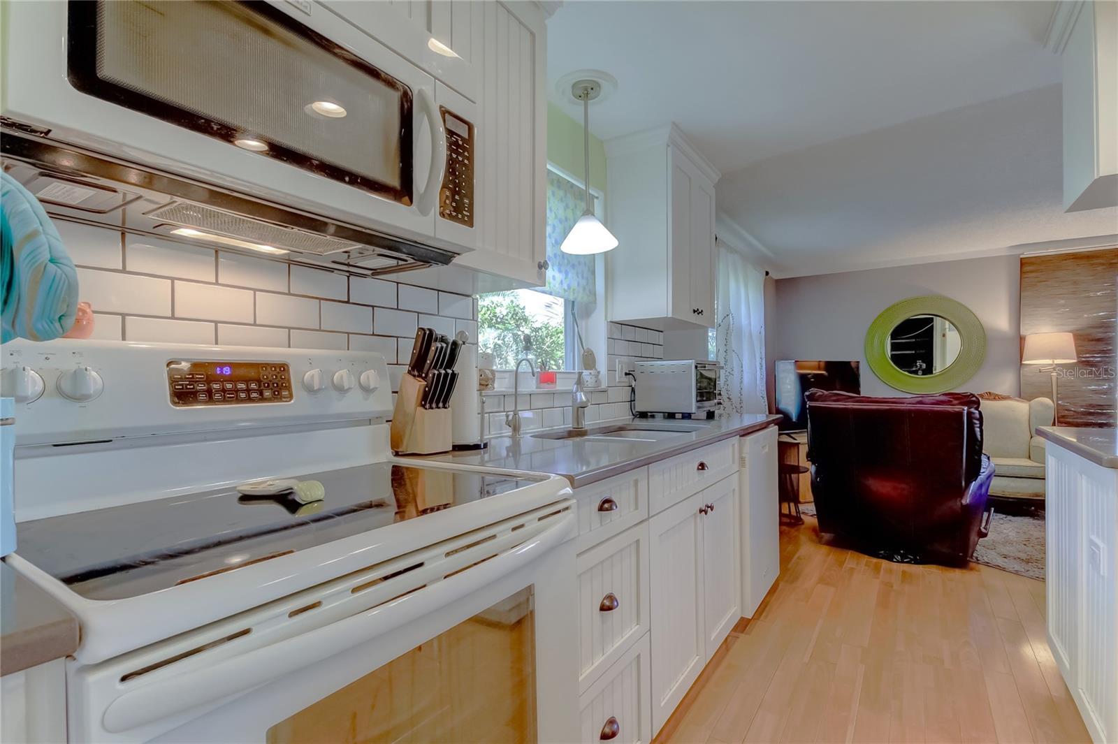 FLORAL GARDENS - Residential