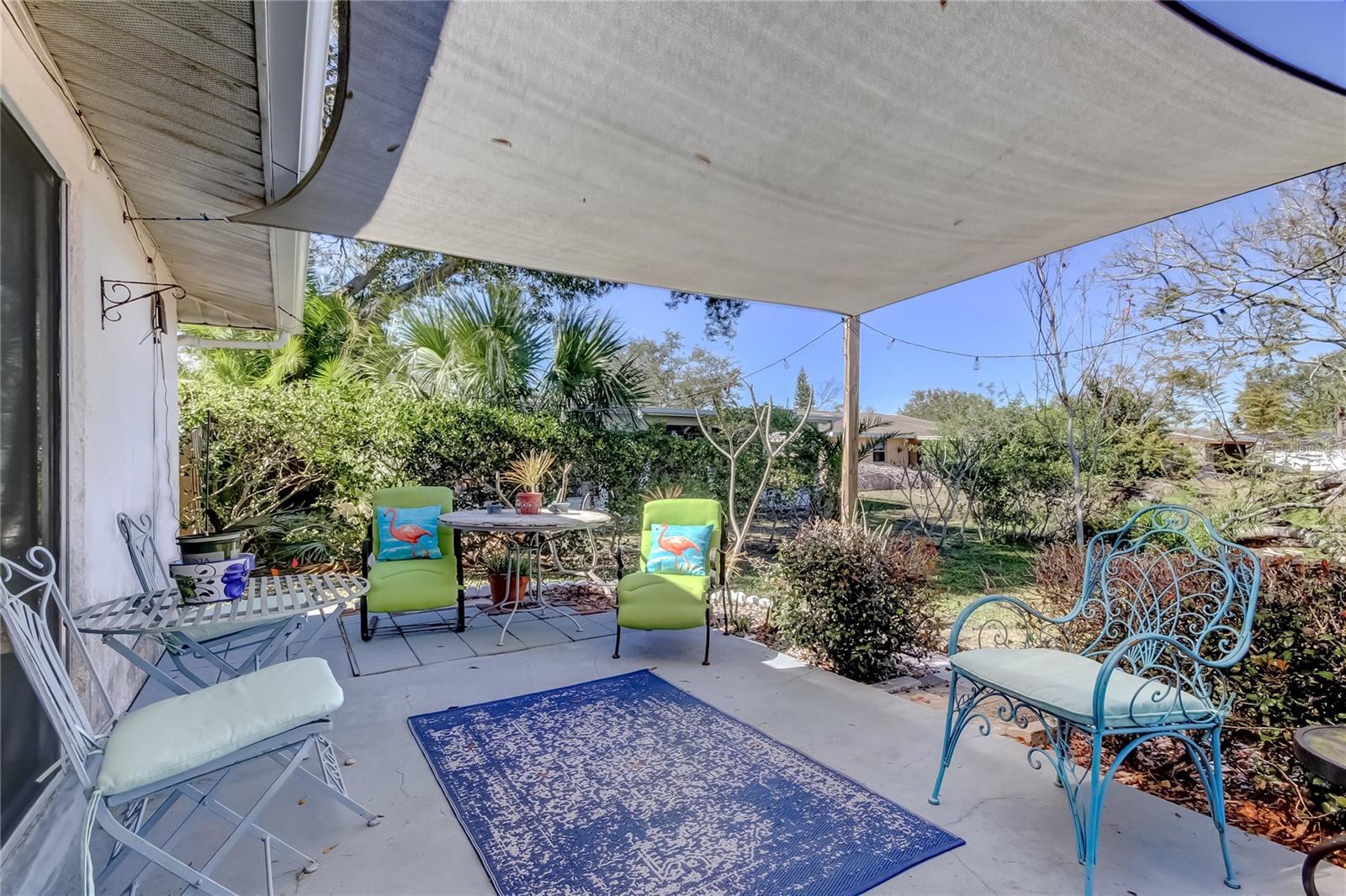 FLORAL GARDENS - Residential