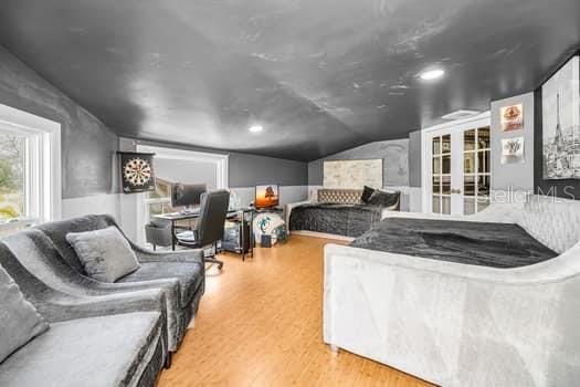 PINELLAS GROVES - Residential