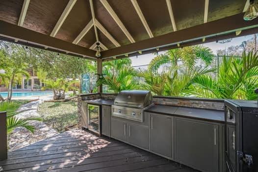 PINELLAS GROVES - Residential