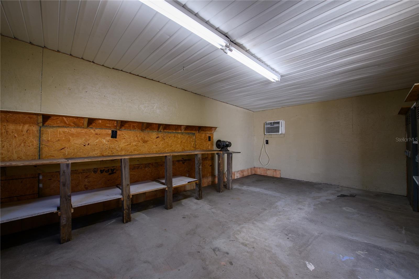 SUBDIVISION OF TRACTS 11 & 1 - Residential