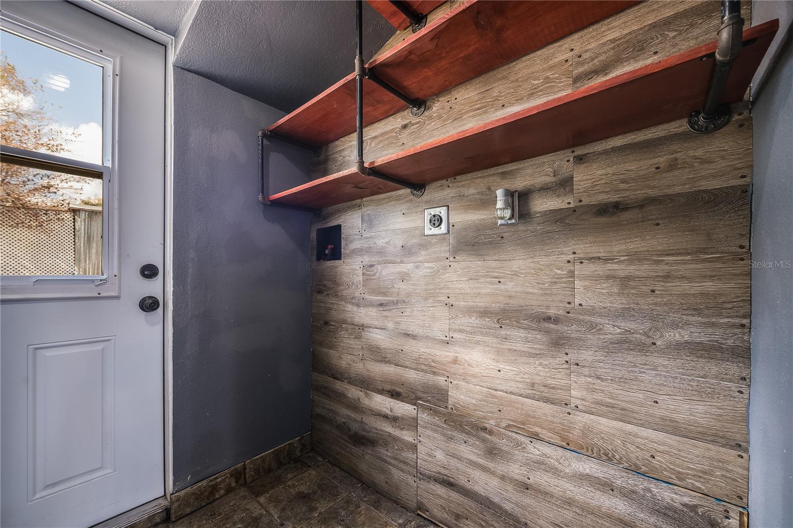 SUBDIVISION OF TRACTS 11 & 1 - Residential