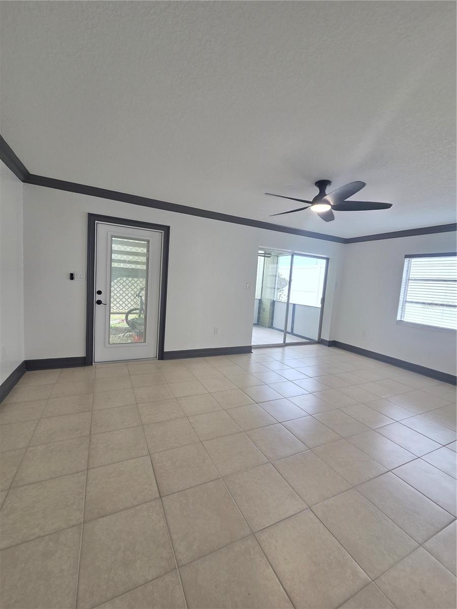 FLAMINGO BY THE BAY - Residential