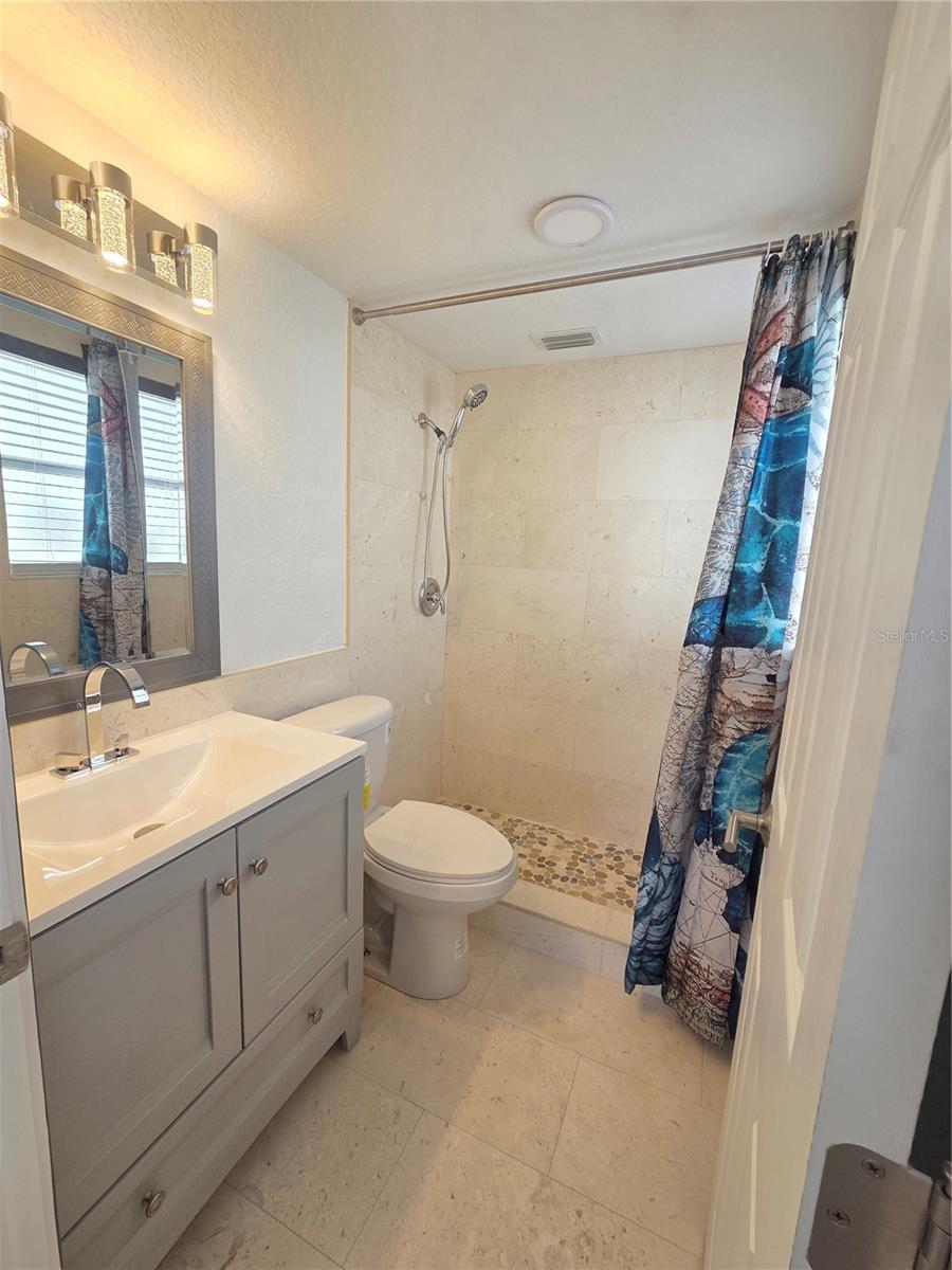 FLAMINGO BY THE BAY - Residential