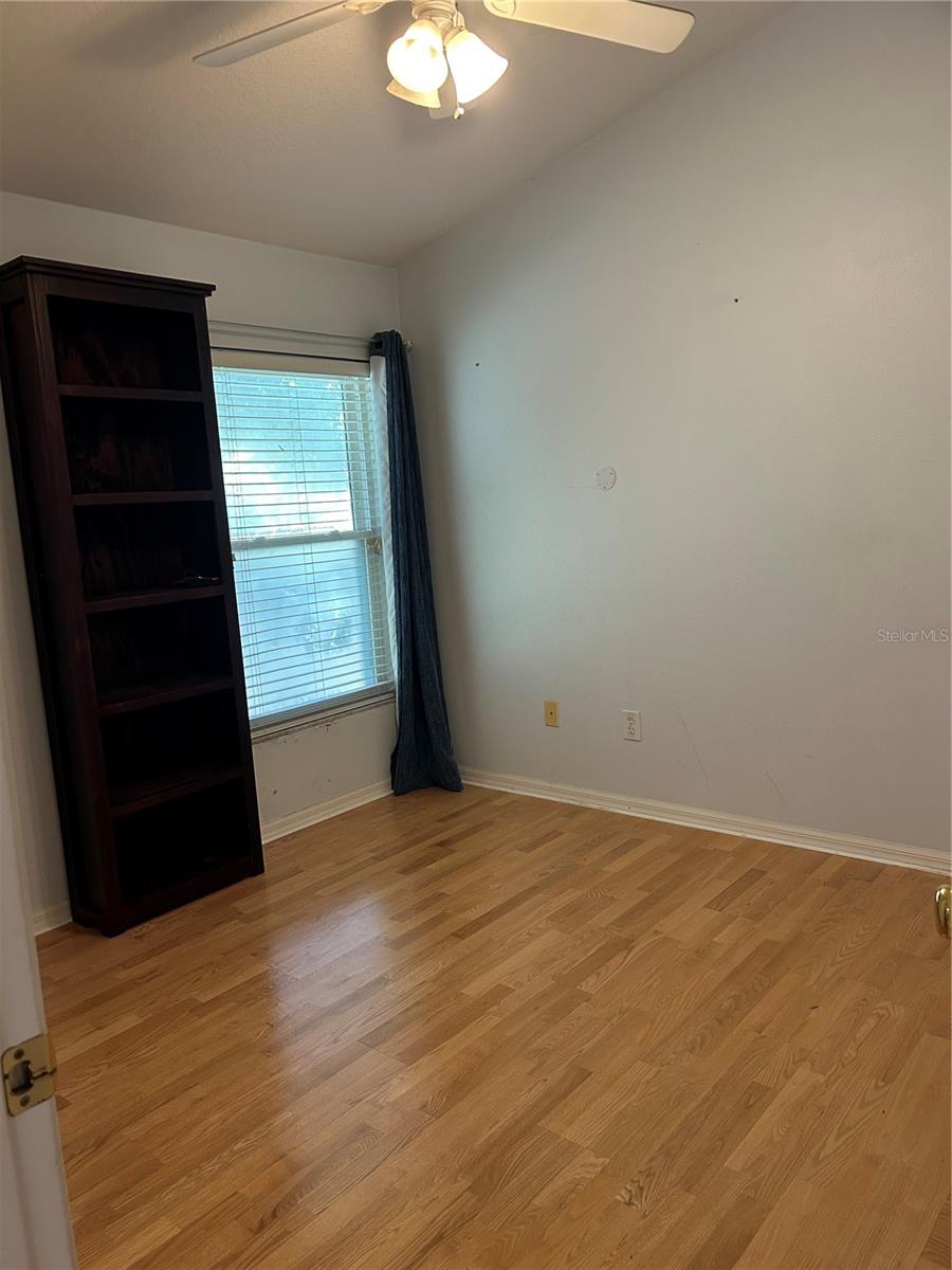 CARLTON OAKS - Residential