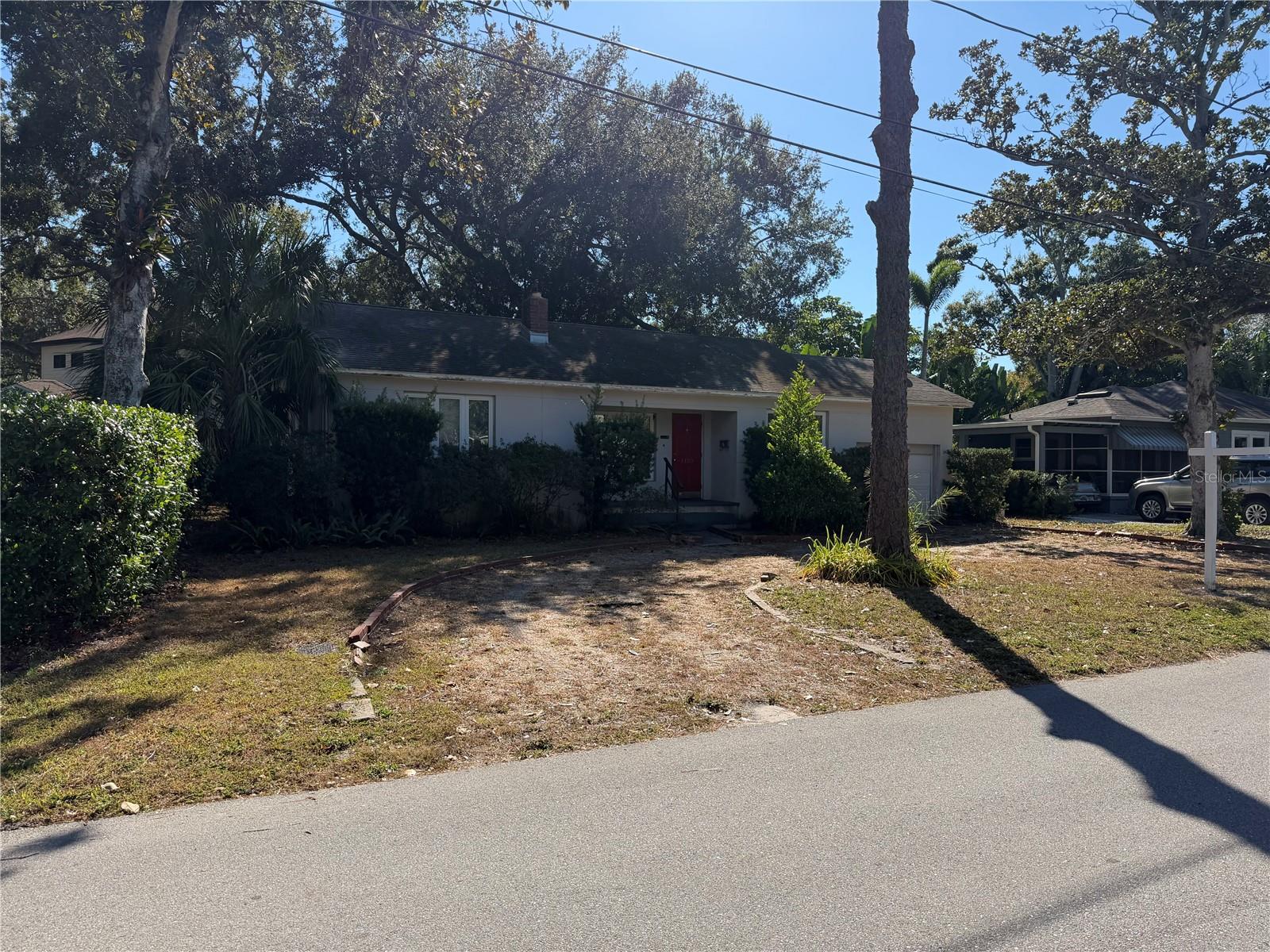 OAKELLARS - Residential