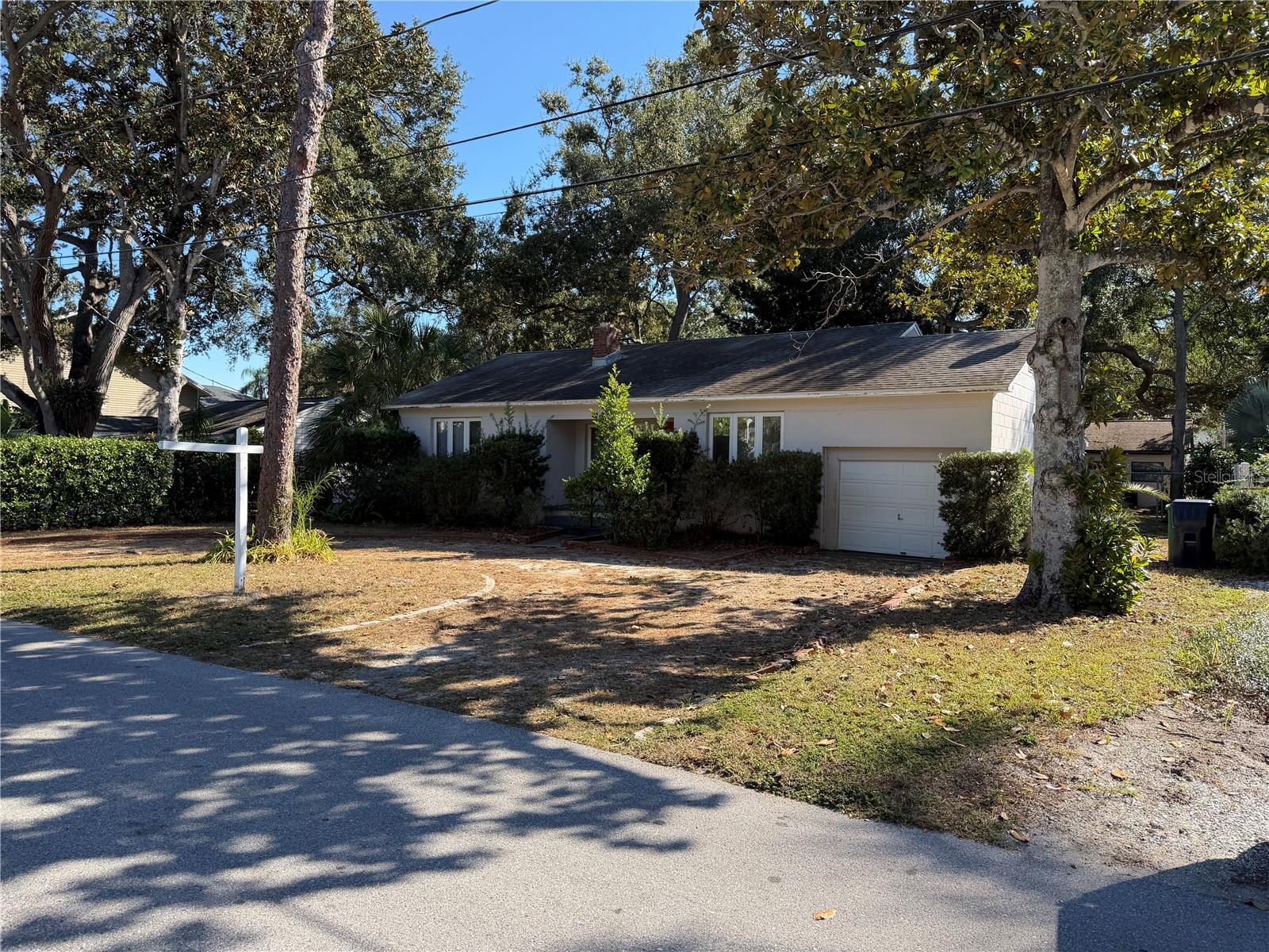 OAKELLARS - Residential