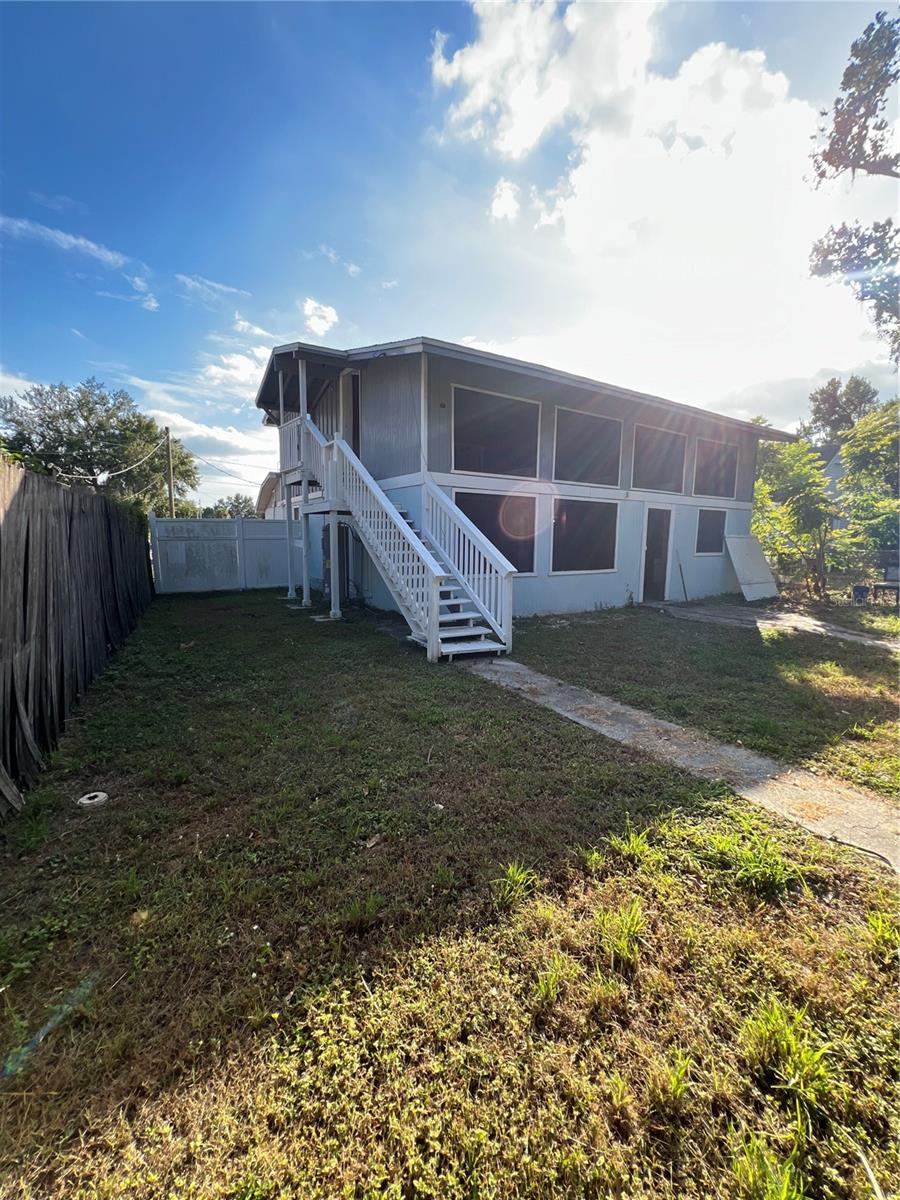 LOWRY & DEVANE - Residential