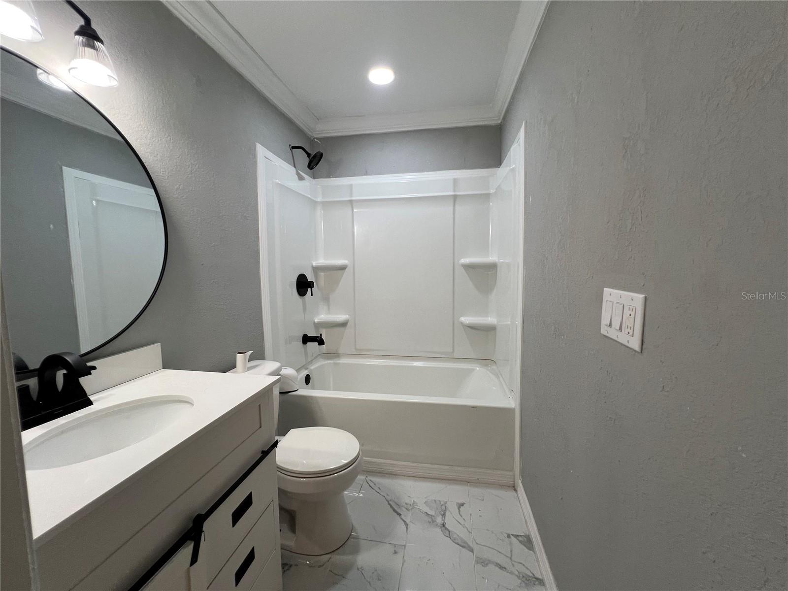 LOWRY & DEVANE - Residential