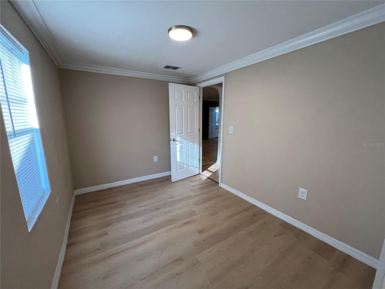 LOWRY & DEVANE - Residential