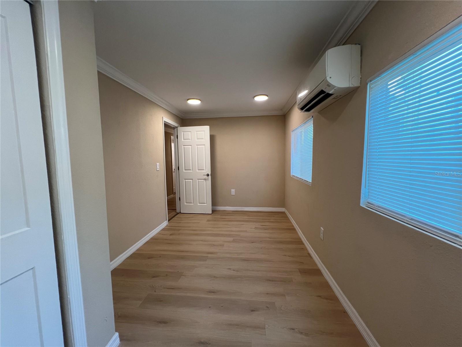 LOWRY & DEVANE - Residential