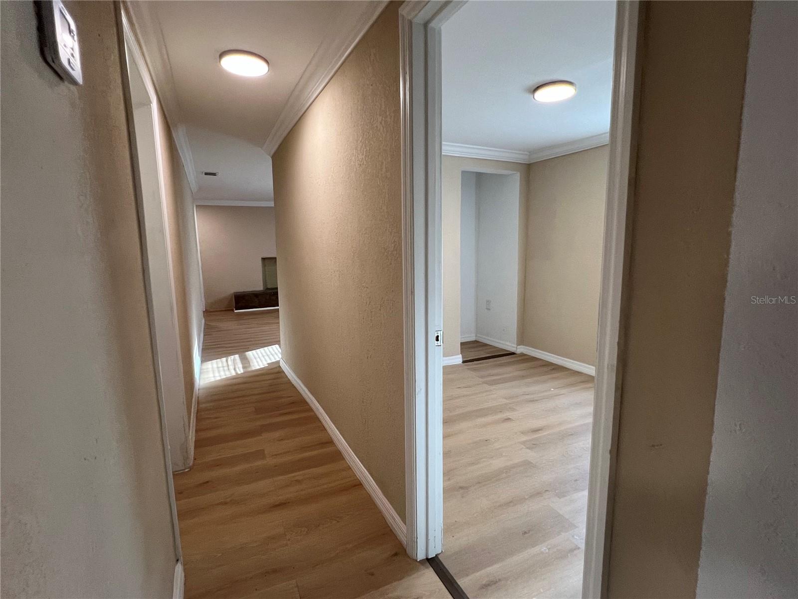 LOWRY & DEVANE - Residential