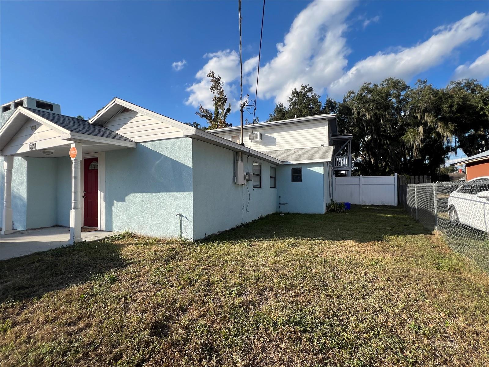 LOWRY & DEVANE - Residential