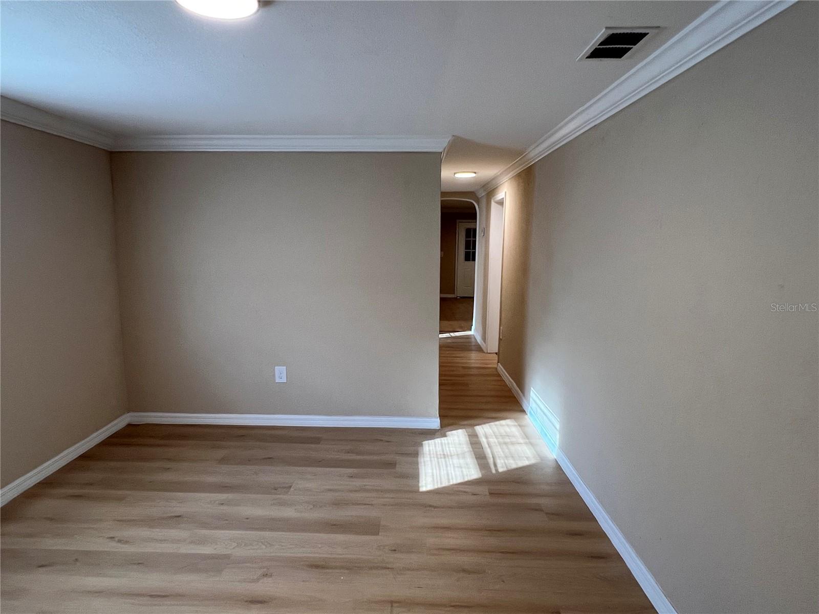 LOWRY & DEVANE - Residential