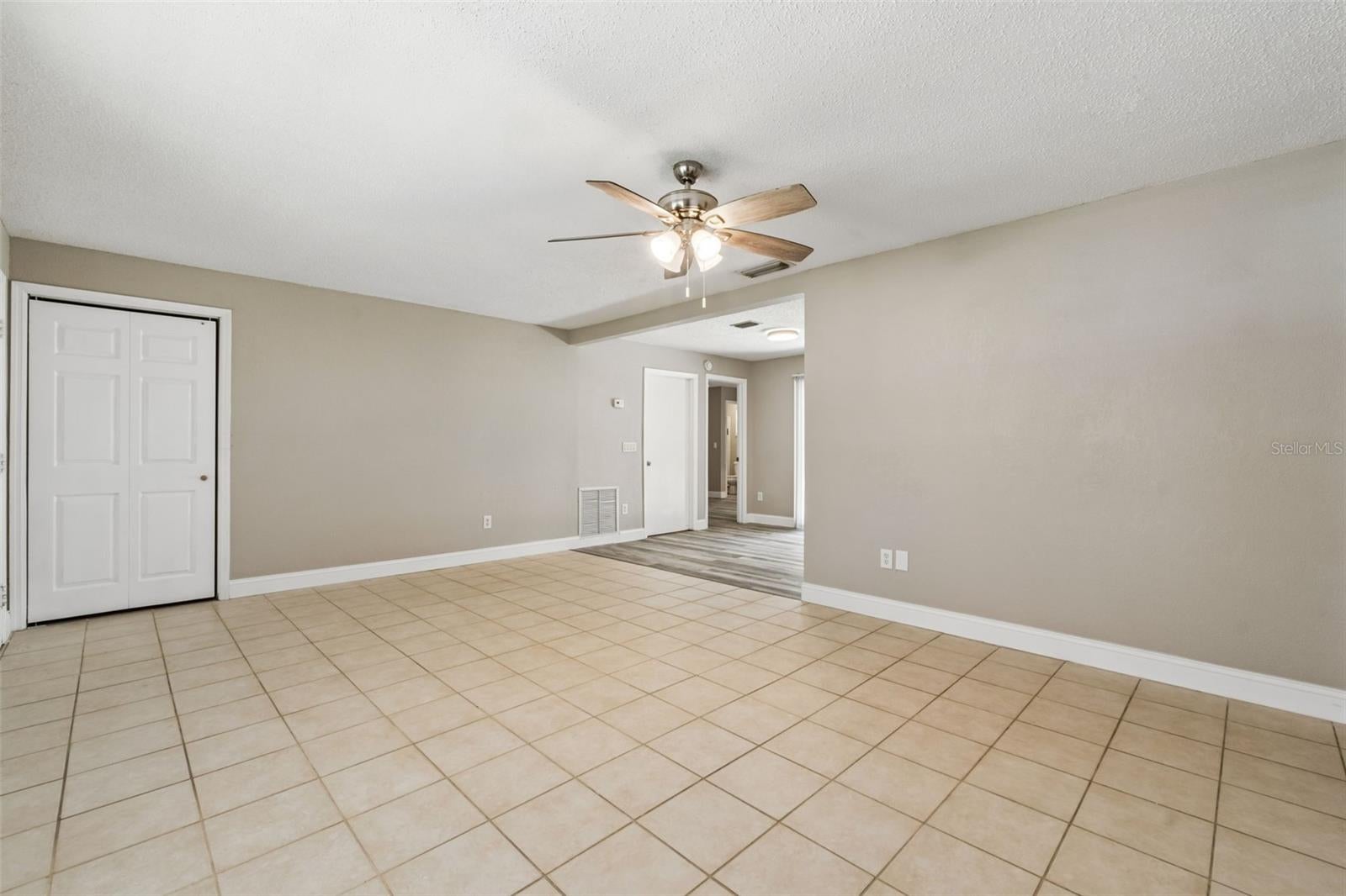 241 LOCH LOW DRIVE