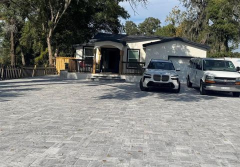 1213 NELA AVENUE ORLANDO FL 32809