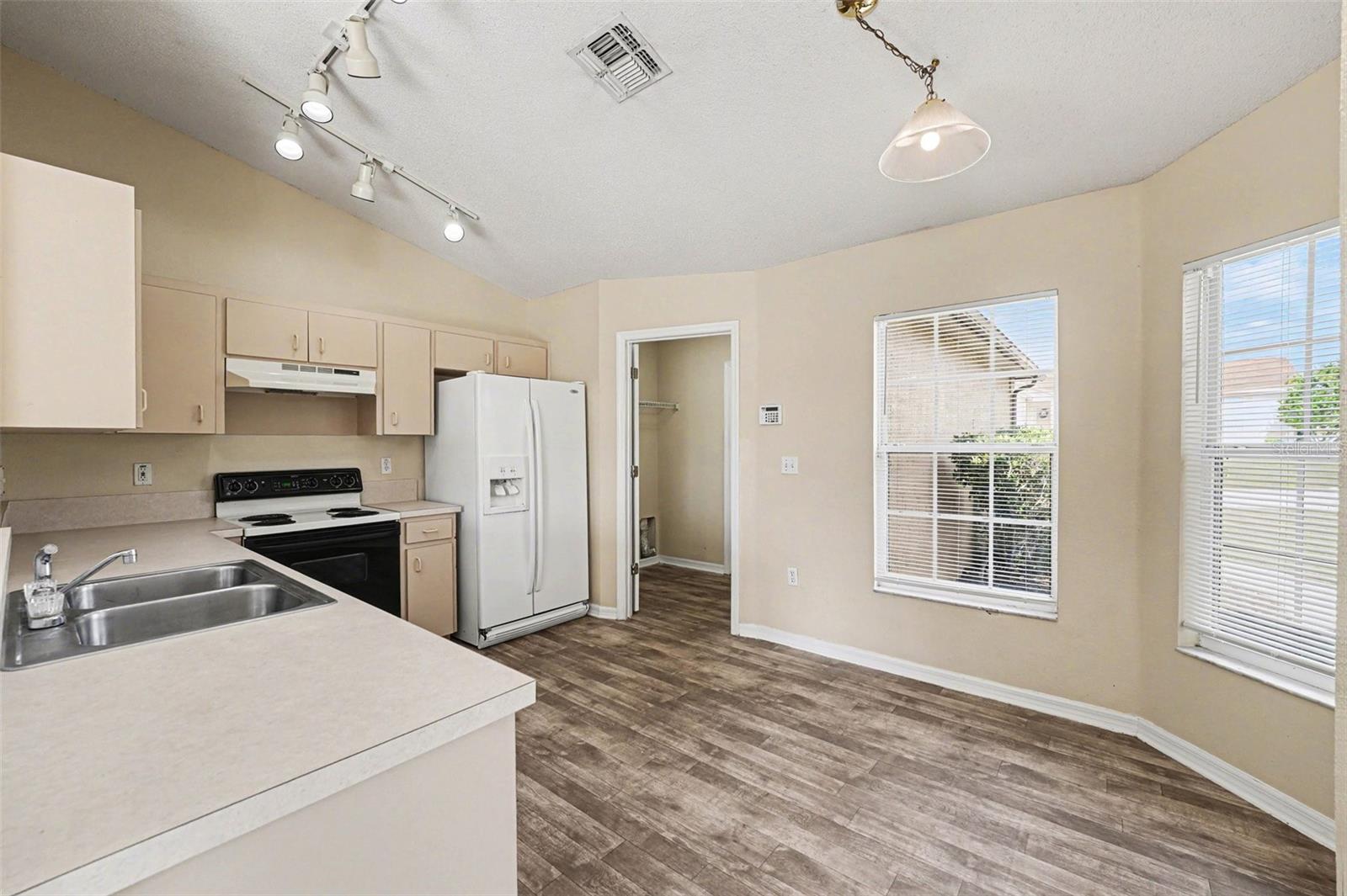 ASHLEY ESTATES - Residential