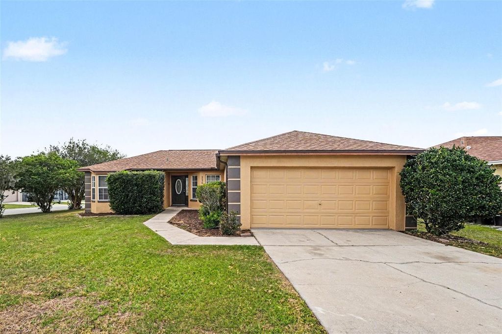 Photo of 3579 Manor Loop, Lakeland, FL 33810 (MLS # O6402829)