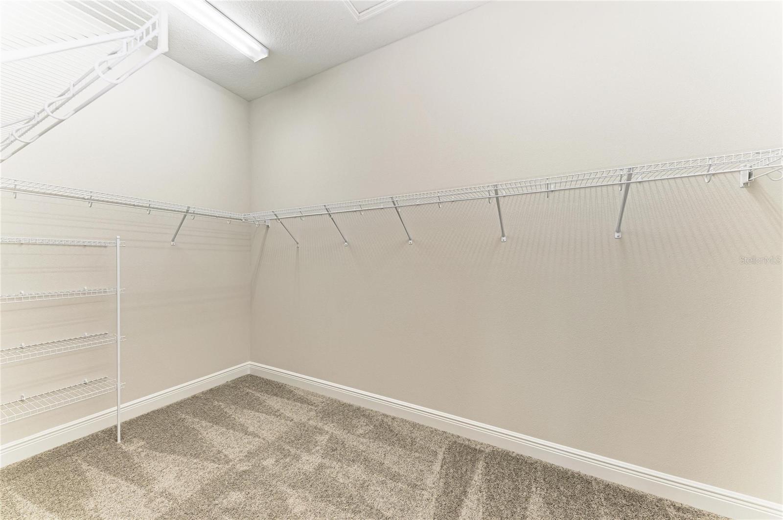 OAKFIELD TRAILS - Residential