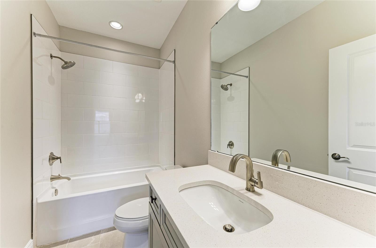 OAKFIELD TRAILS - Residential