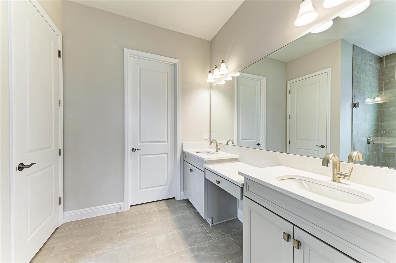 OAKFIELD TRAILS - Residential