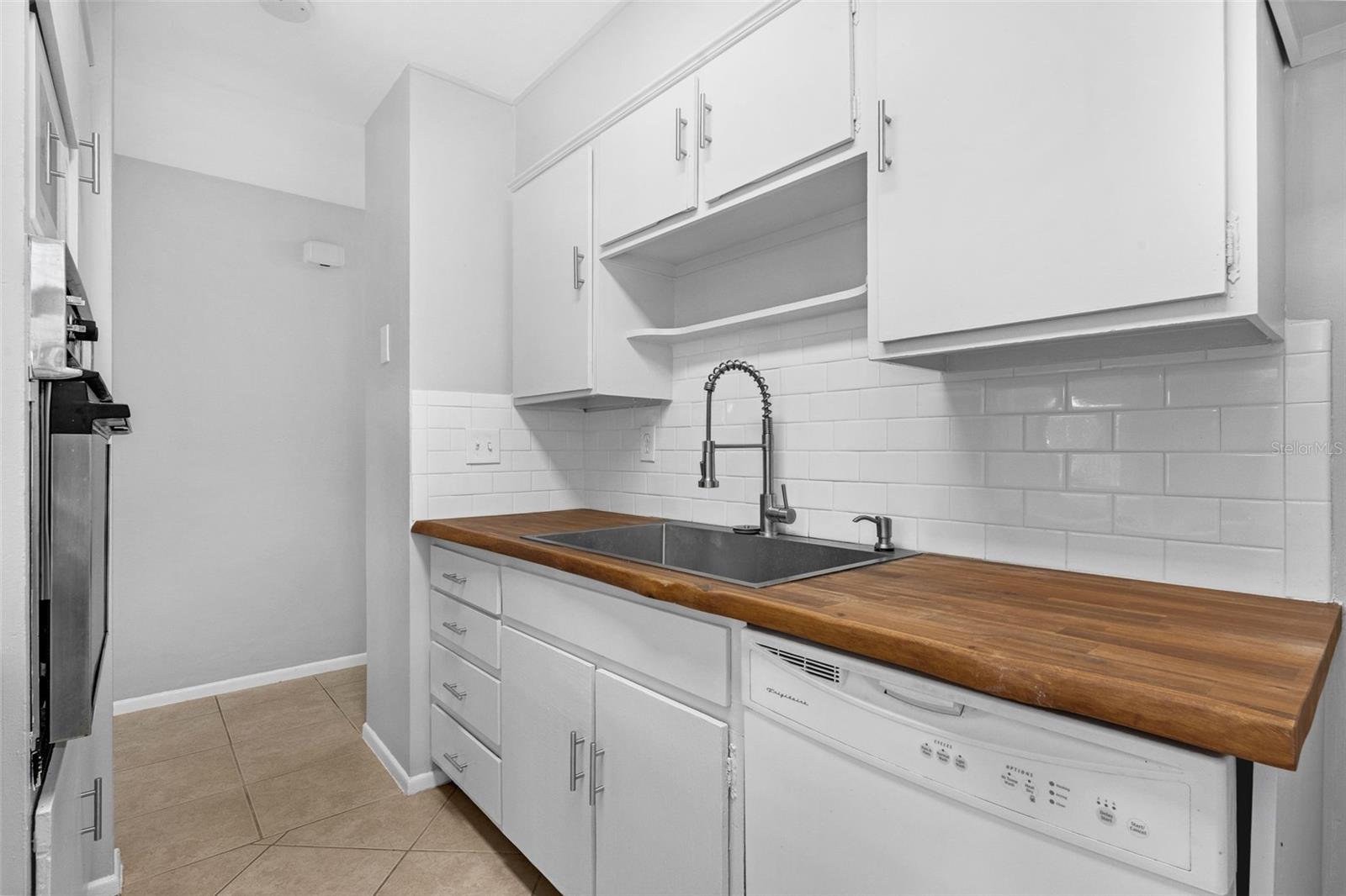 LAKE HARRIET ESTATES - Residential