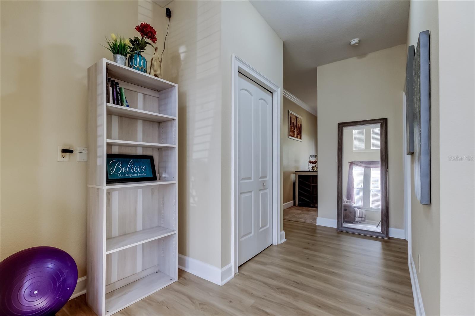 ALEXANDER WOODS TWNHMS - Residential