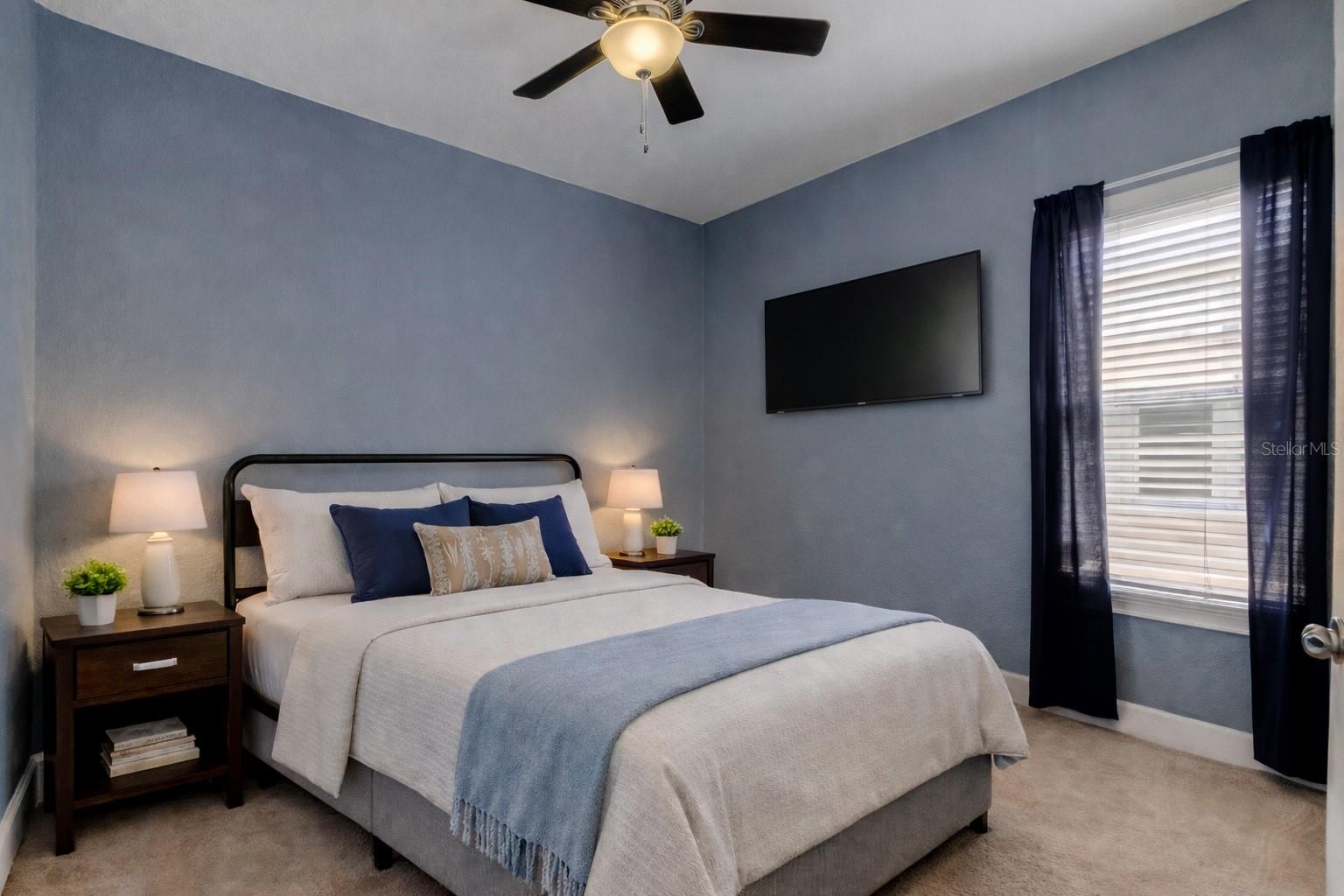 ALEXANDER WOODS TWNHMS - Residential