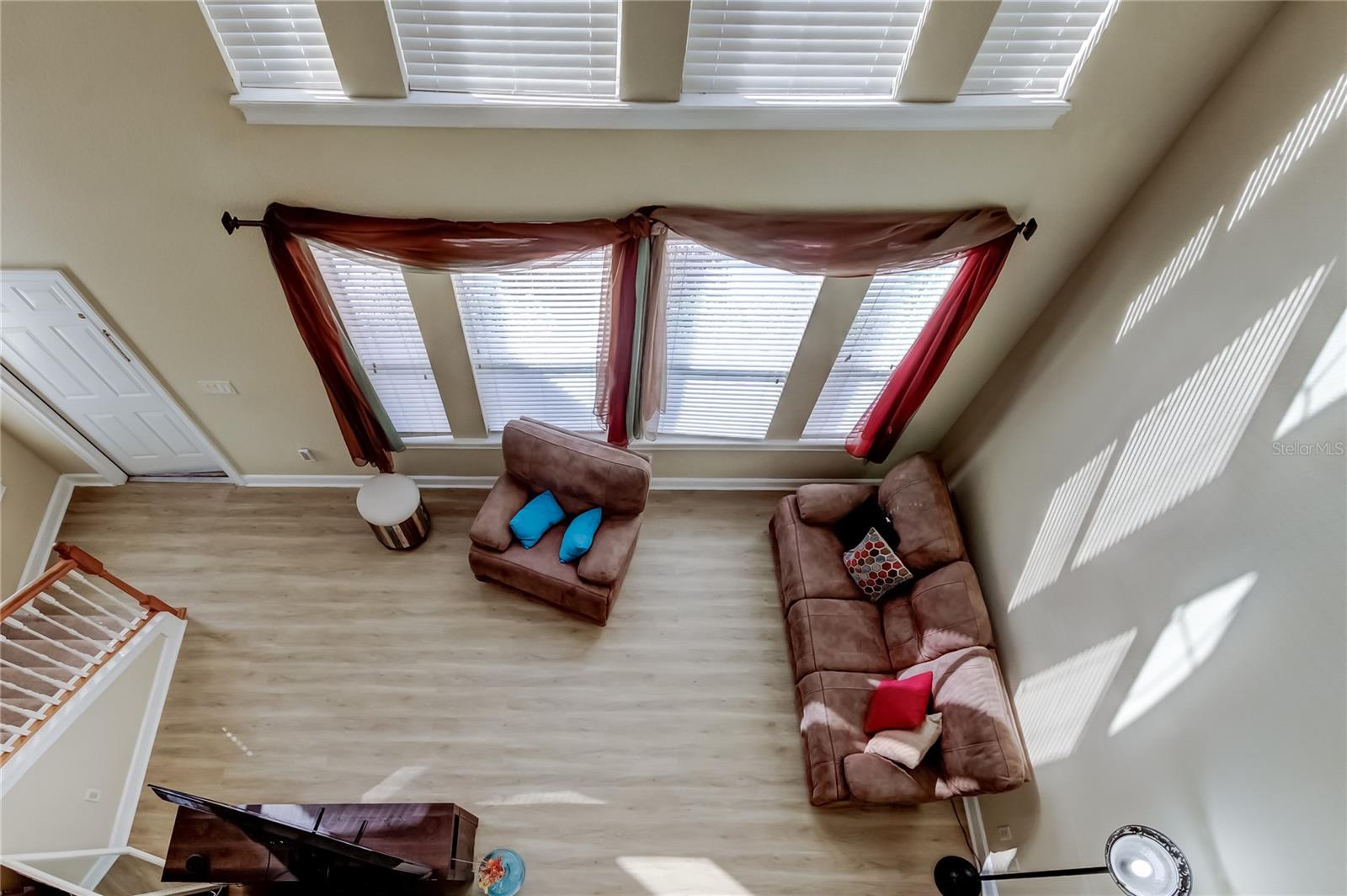 ALEXANDER WOODS TWNHMS - Residential