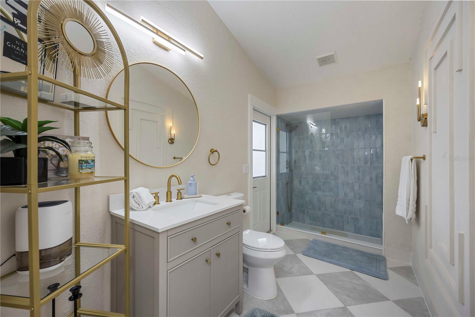 NORTH PORT CHARLOTTE CNTRY CLU - Residential