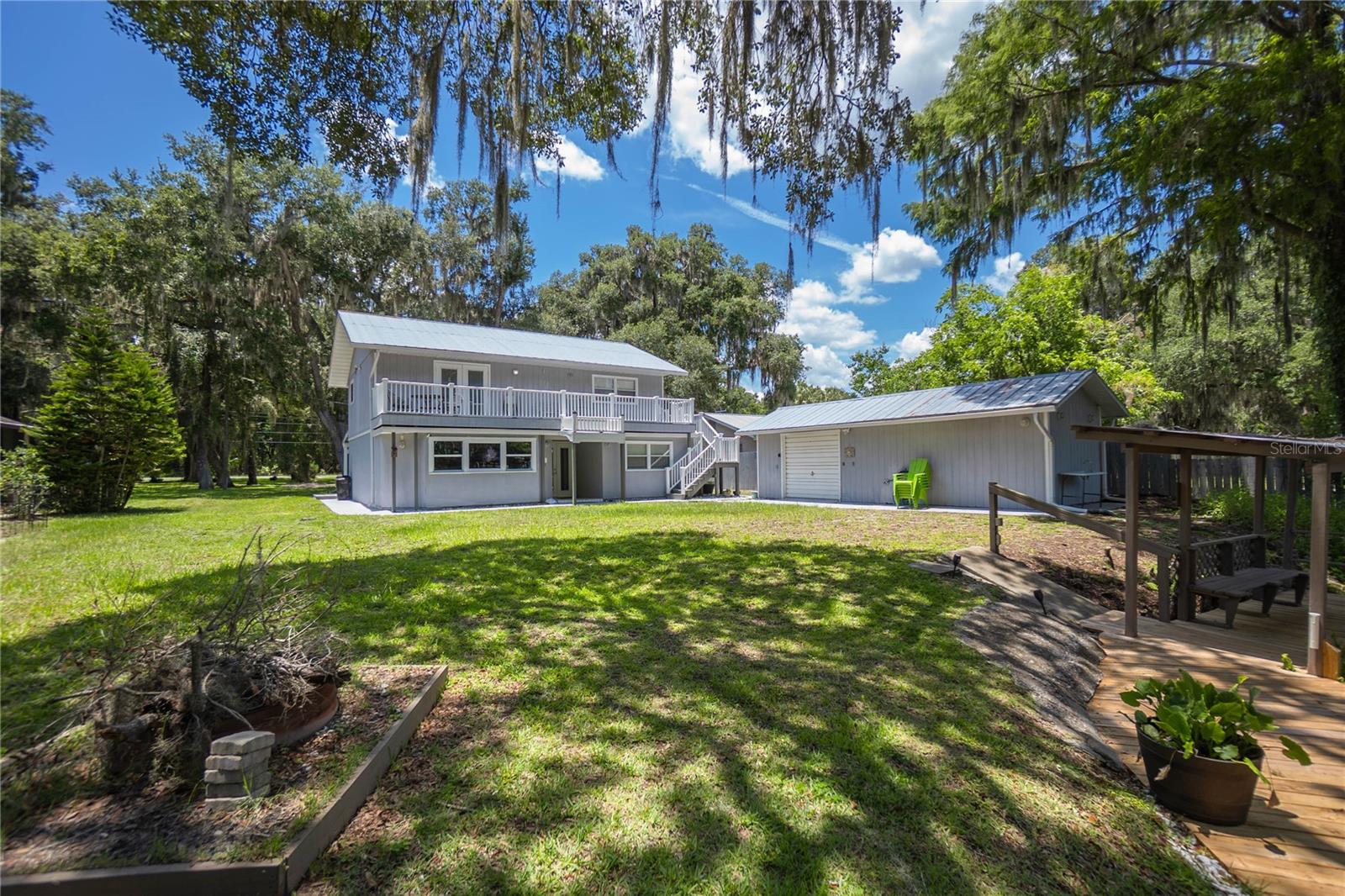 RESTHAVEN SHORES - Residential