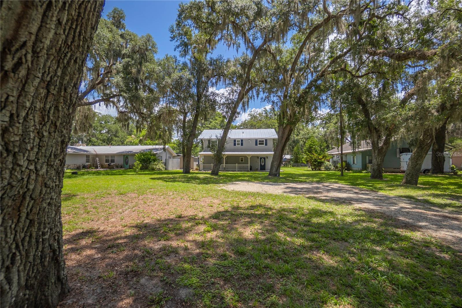 RESTHAVEN SHORES - Residential