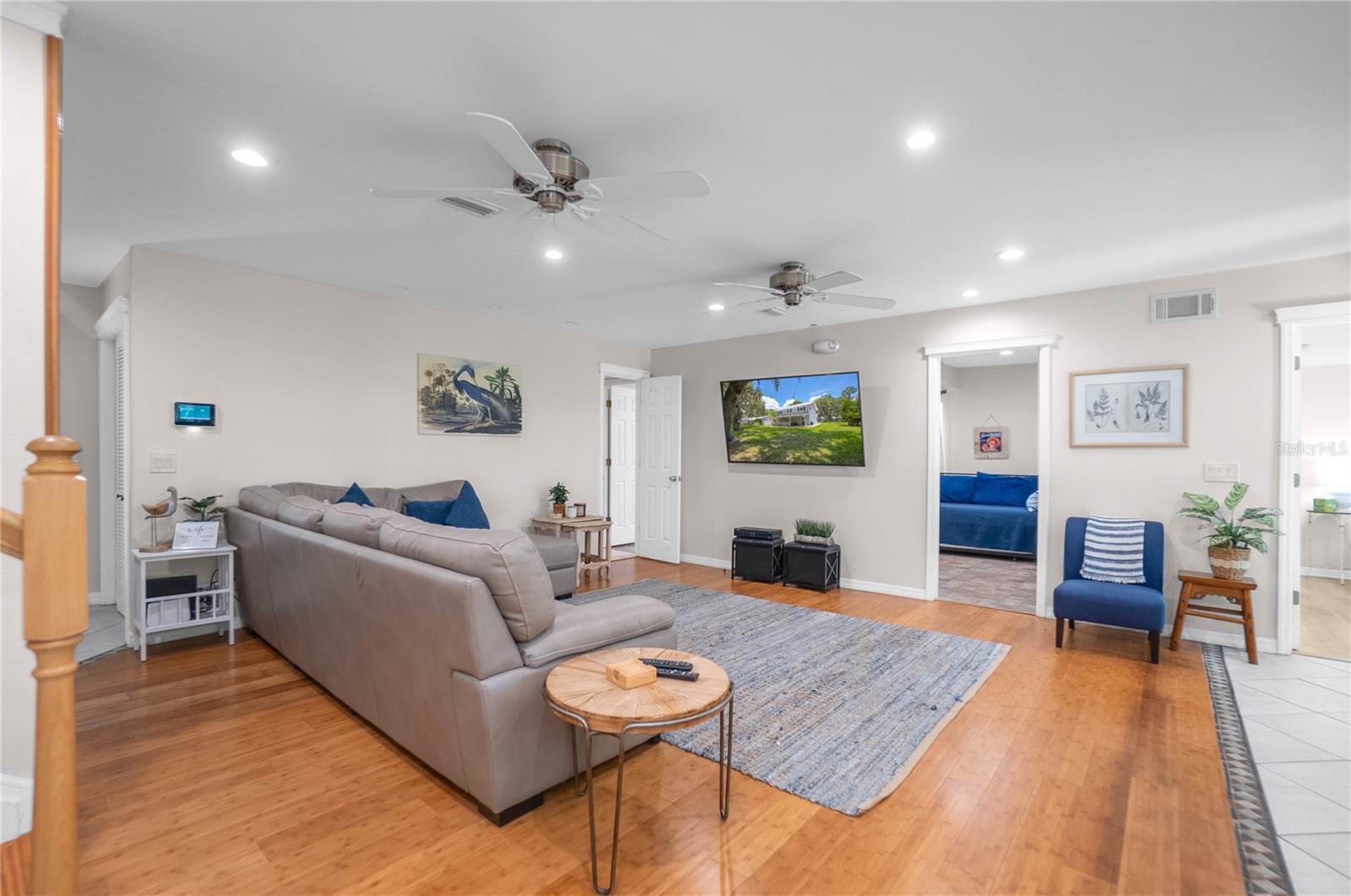 RESTHAVEN SHORES - Residential