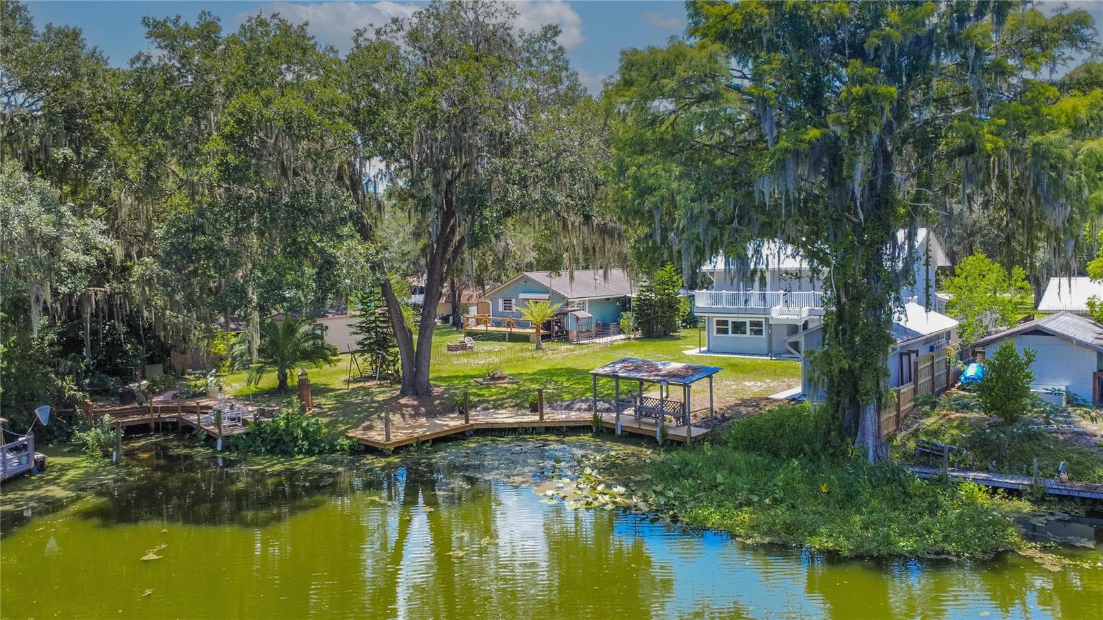 RESTHAVEN SHORES - Residential