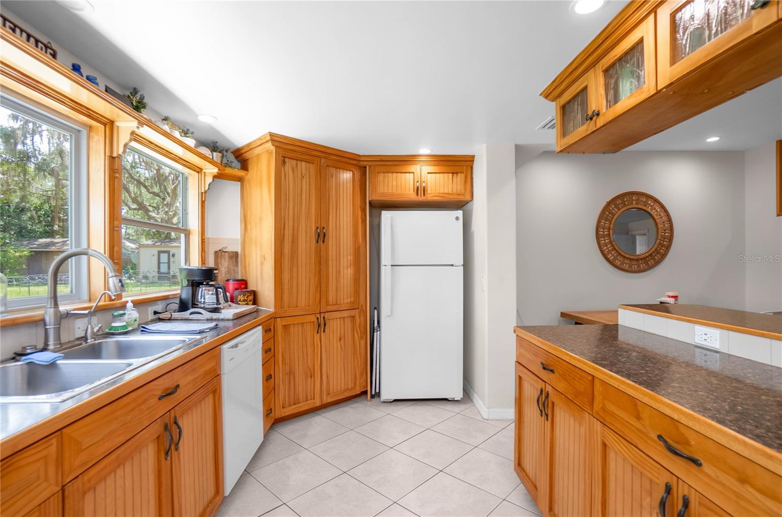 RESTHAVEN SHORES - Residential