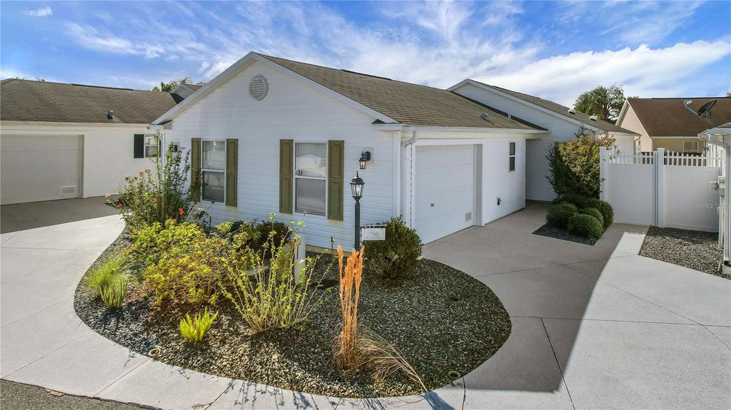 Photo of 438 Grovewood Place, The Villages, FL 32162 (MLS # G5105373)