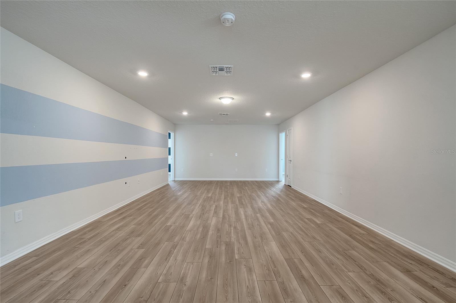 WINDSOR ISLAND RESIDENCE PH 2A - Residential
