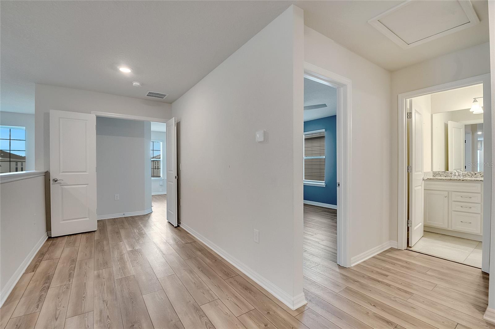 WINDSOR ISLAND RESIDENCE PH 2A - Residential