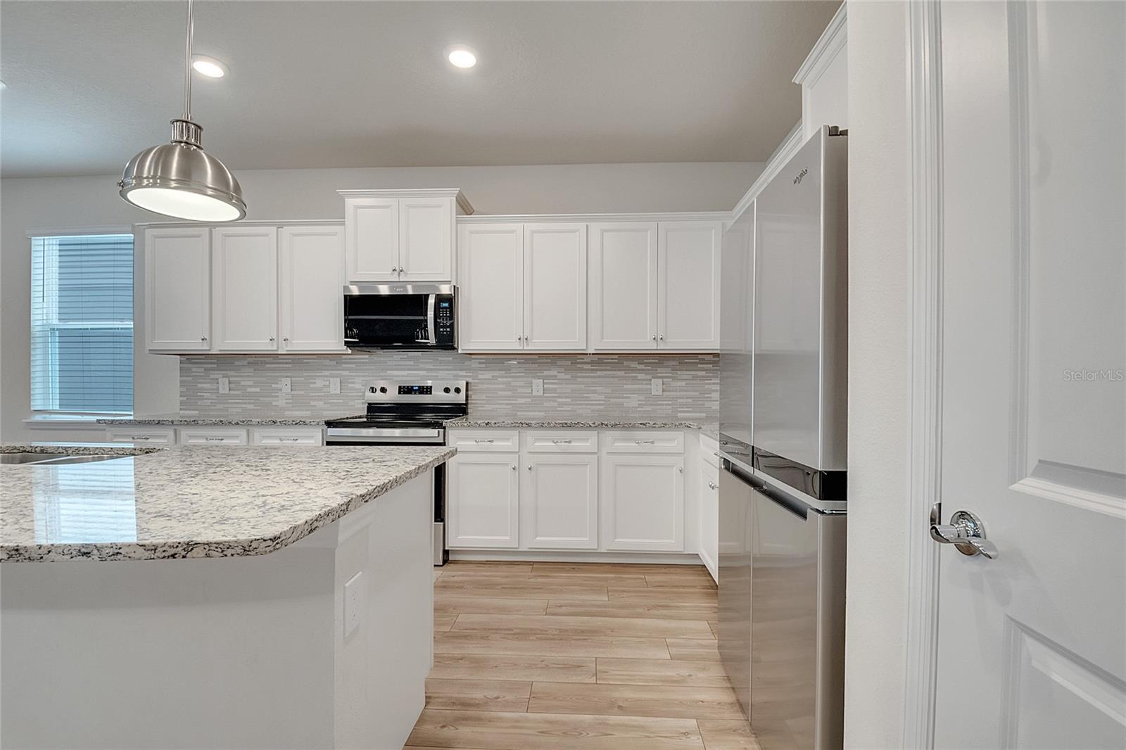 WINDSOR ISLAND RESIDENCE PH 2A - Residential